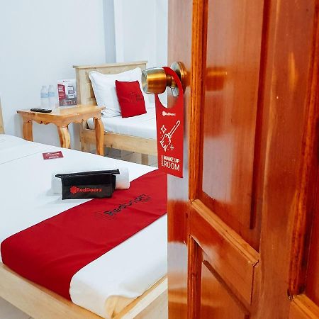 فندق Reddoorz Near Ramiro Community Hospital Totolan المظهر الخارجي الصورة