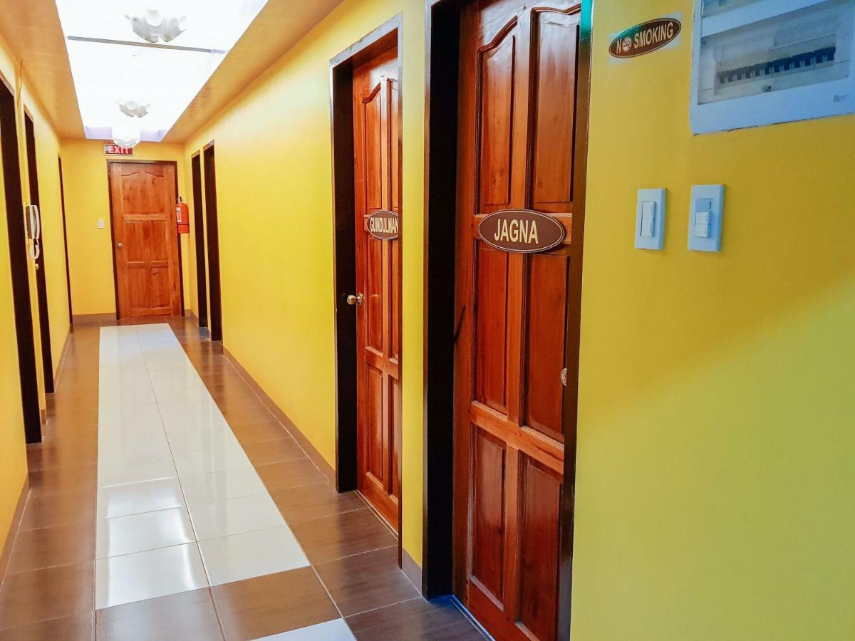 فندق Reddoorz Near Ramiro Community Hospital Totolan المظهر الخارجي الصورة